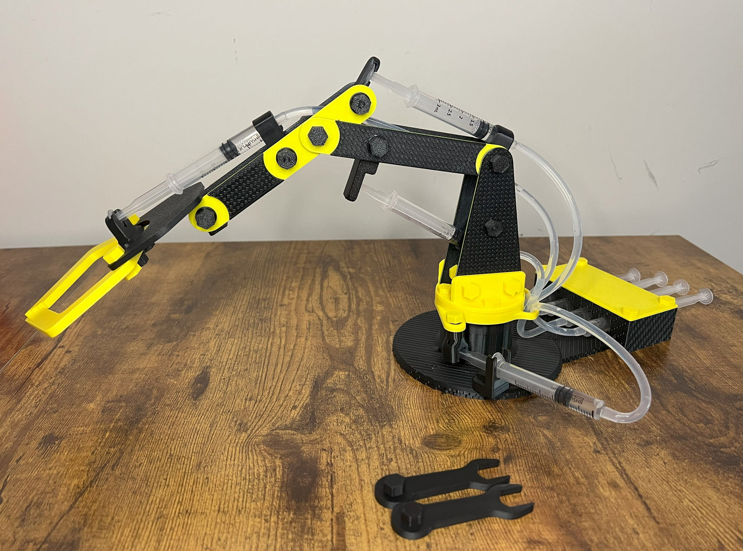 STEM Kit – Hydraulic Robotic Arm/ Kids Toys/ Education Toys