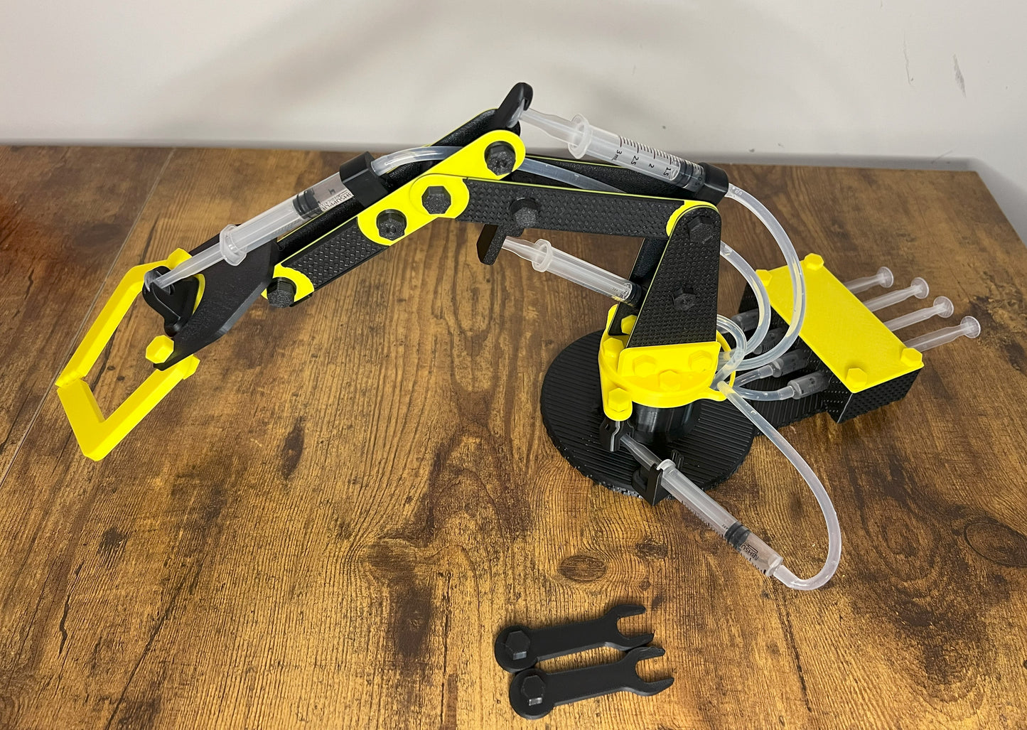 STEM Kit – Hydraulic Robotic Arm/ Kids Toys/ Education Toys