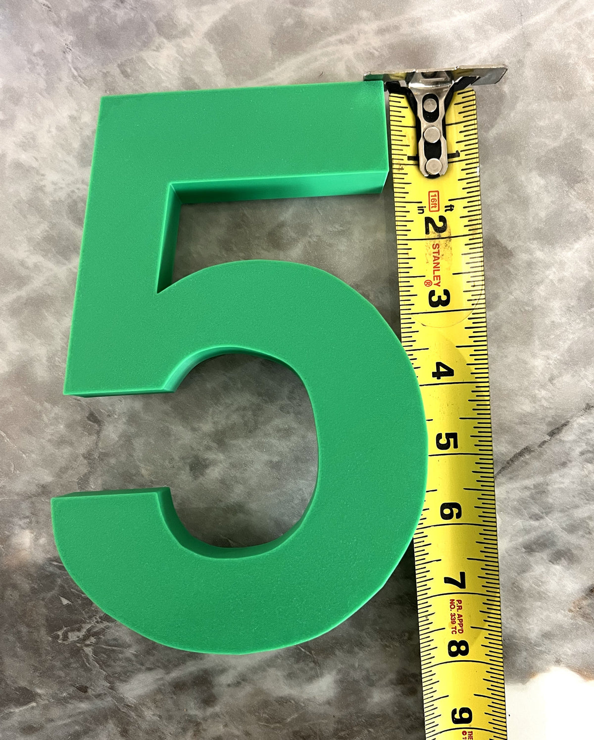 Freestanding Numbers